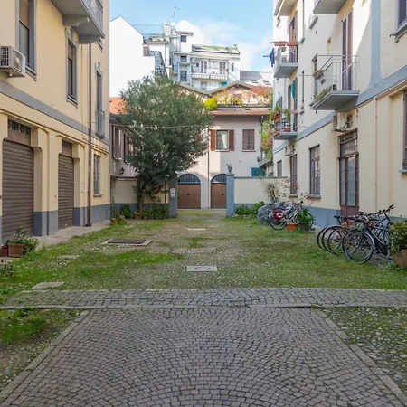 Pomponazzi 19 Two-room In The Bocconi Area Milano